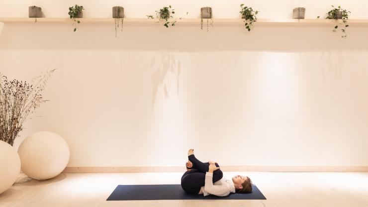 apanasana variation