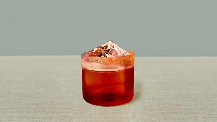 Seedlip's Hibiscus Spice Margarita with a star anise for garnish.